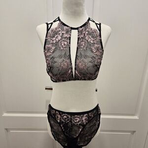 🔥 Brand New La Senza Black and Rose Pink Lace Cutout Bra and Panty Set S